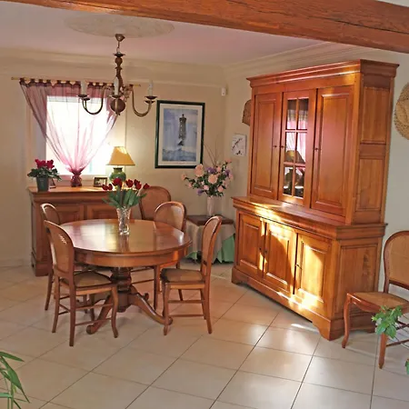 Piscine - Maison De Famille - 6 Personnes * 勒宝利古恩