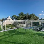 Piscine - Maison De Famille - 6 Personnes Casa de Férias *